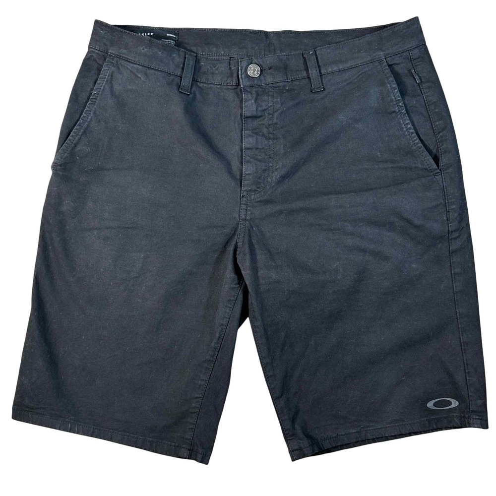 Oakley Men Black Custom Fit Chino Shorts Size 32 Made in Italy Flat Front Casual